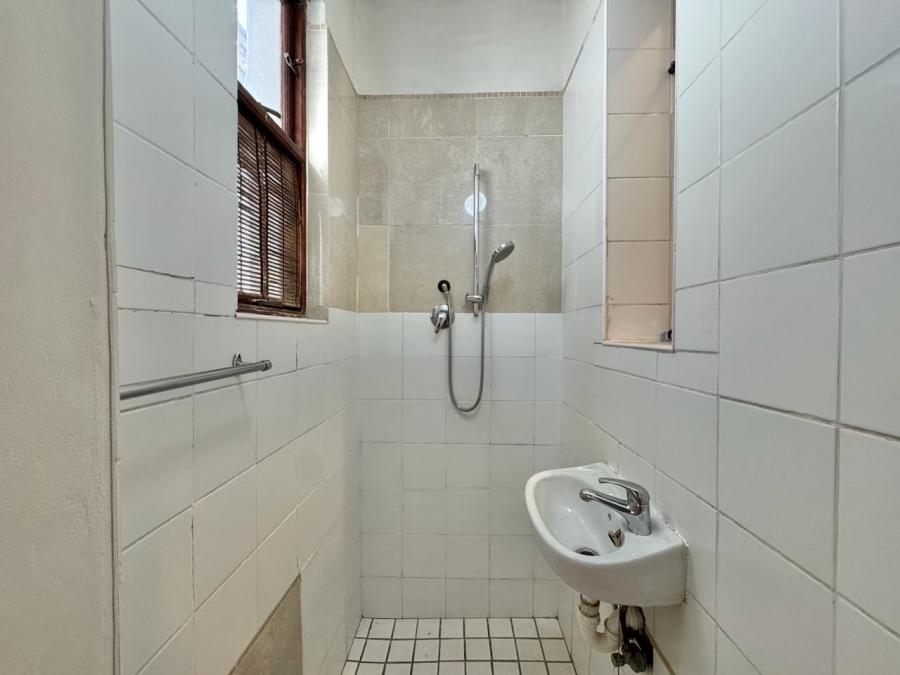 4 Bedroom Property for Sale in Woodstock Western Cape